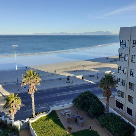 Beach Front Property Странд Екстериор снимка