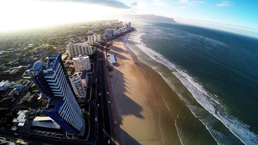 Beach Front Property Странд Екстериор снимка